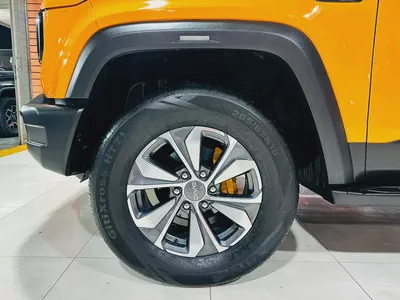 BAIC BJ40 Pro LV Standard Orange 2025 - GCC Specs-12