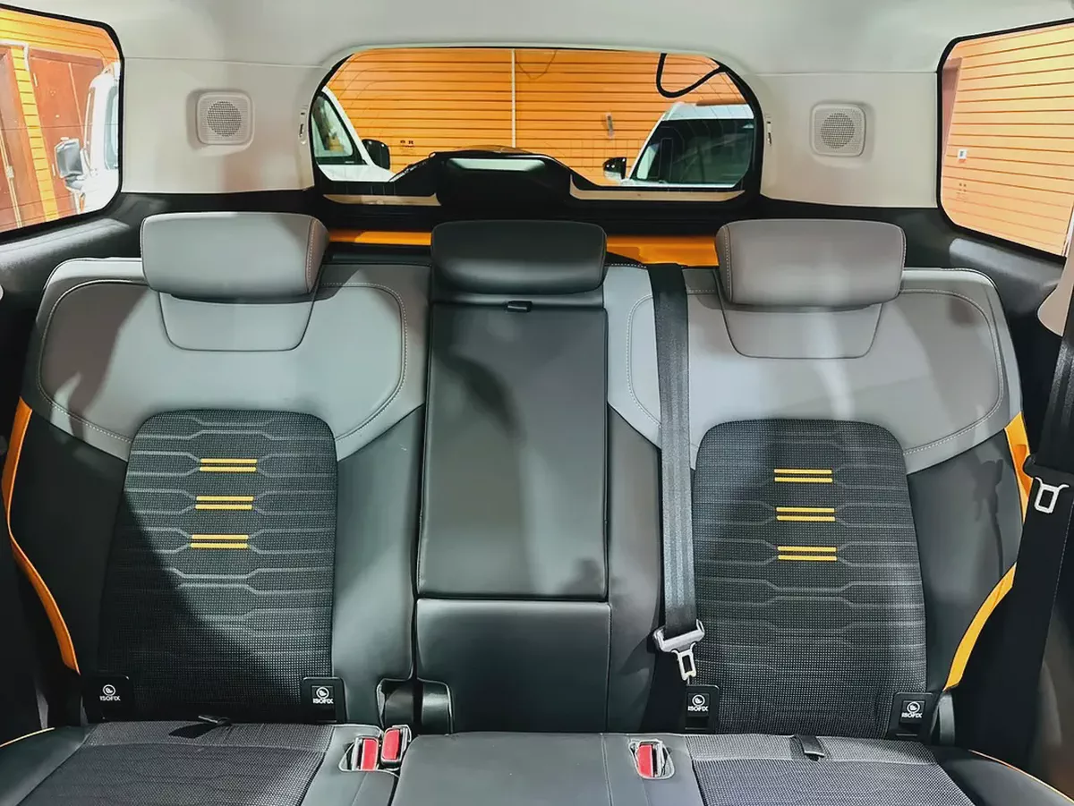 BAIC BJ40 Pro LV Standard Orange 2025 - GCC Specs-11-11