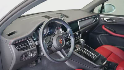 2024 Porsche Macan S | GCC Specs | Full Porsche Service History | Porsche warranty available-3