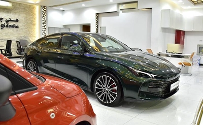 MG 7 Trophy ( 2026 Model ) in Green Color GCC Specs-1