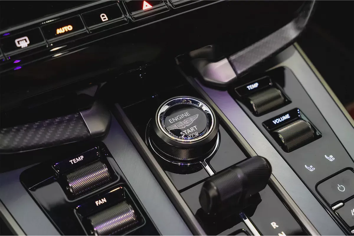 AED 28,722 / 60 months | 20% DP | 2025 Aston Martin Vanquish / FSH / Warranty-10-10