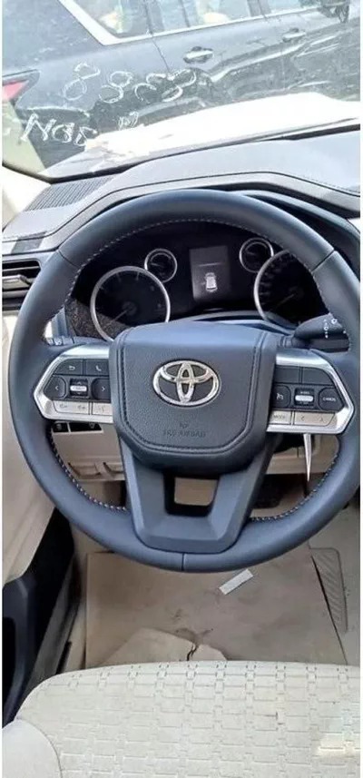 Toyota Land Cruiser GXR TOYOTA LANDCRUISER GXR DIESEL-16