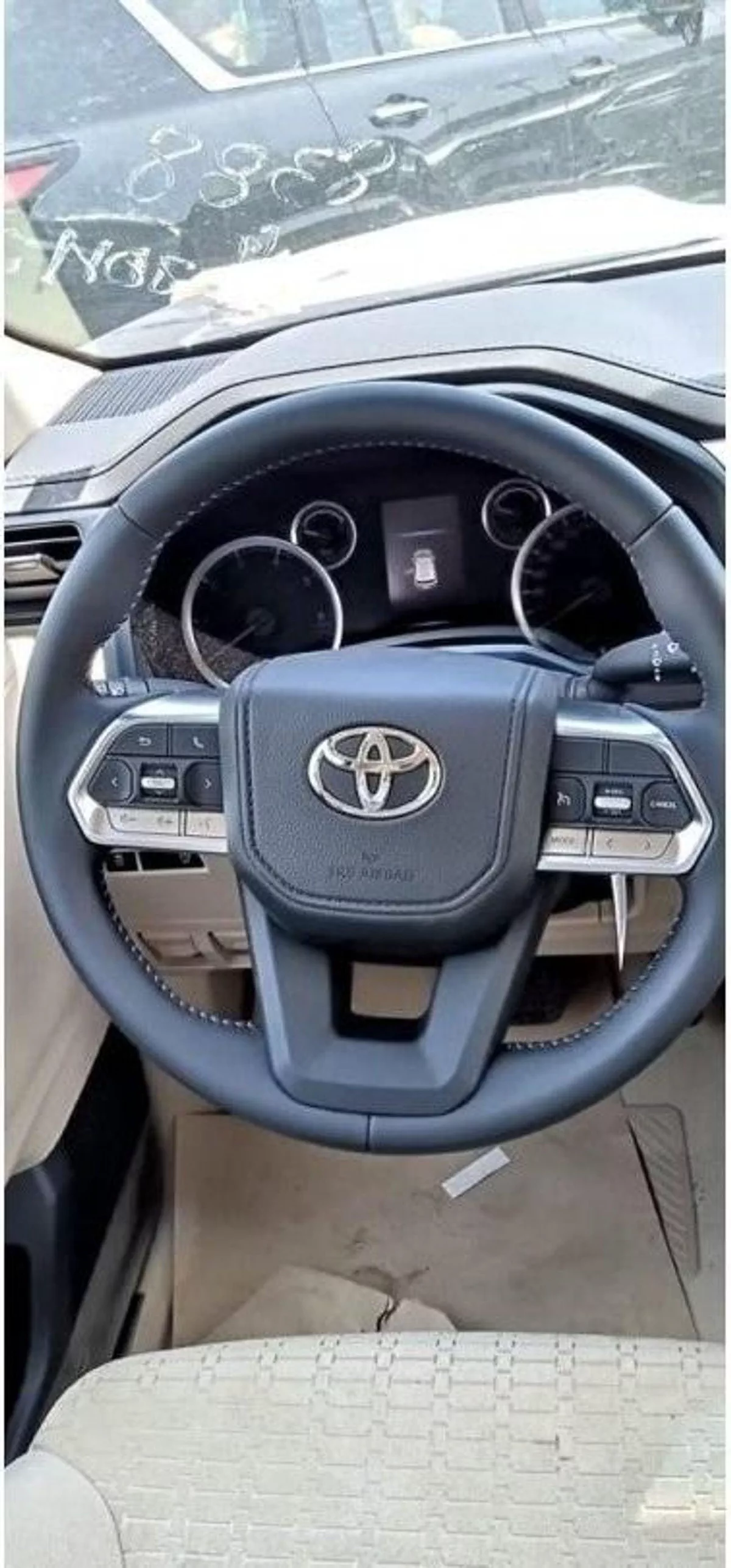 Toyota Land Cruiser GXR TOYOTA LANDCRUISER GXR DIESEL-16-0