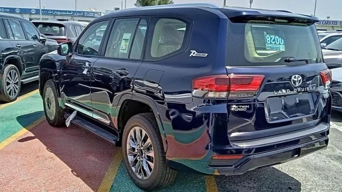 Toyota Land Cruiser GXR TOYOTA LANDCRUISER GXR DIESEL-2-0