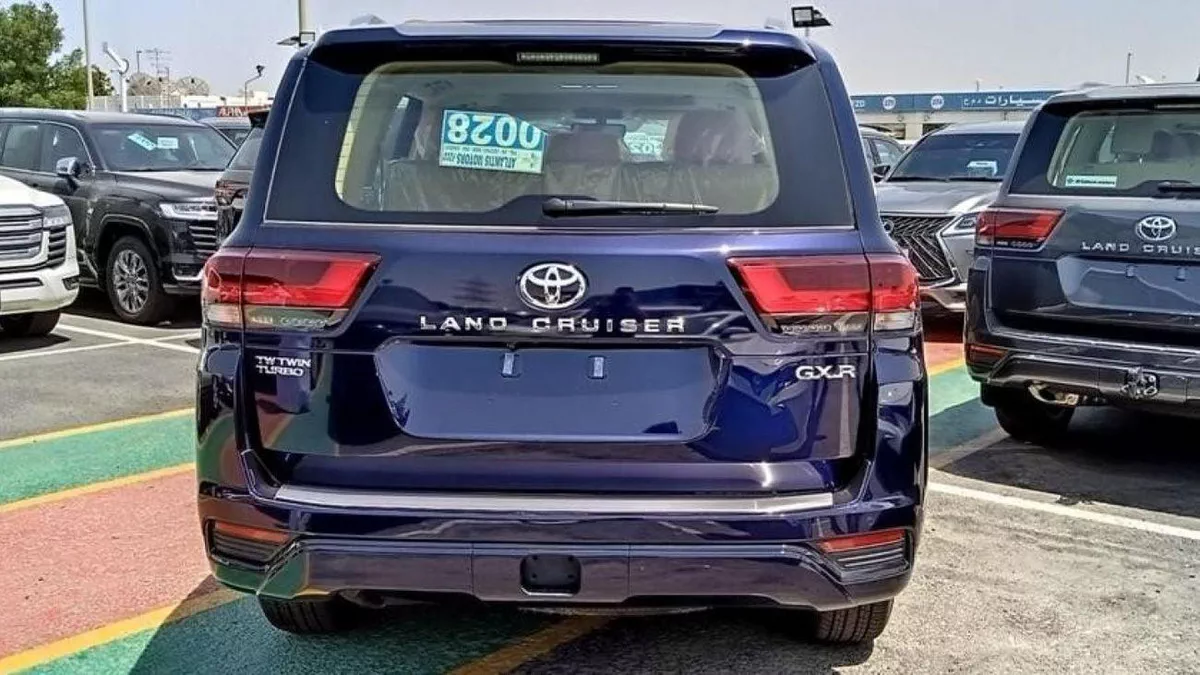 Toyota Land Cruiser GXR TOYOTA LANDCRUISER GXR DIESEL-3-0