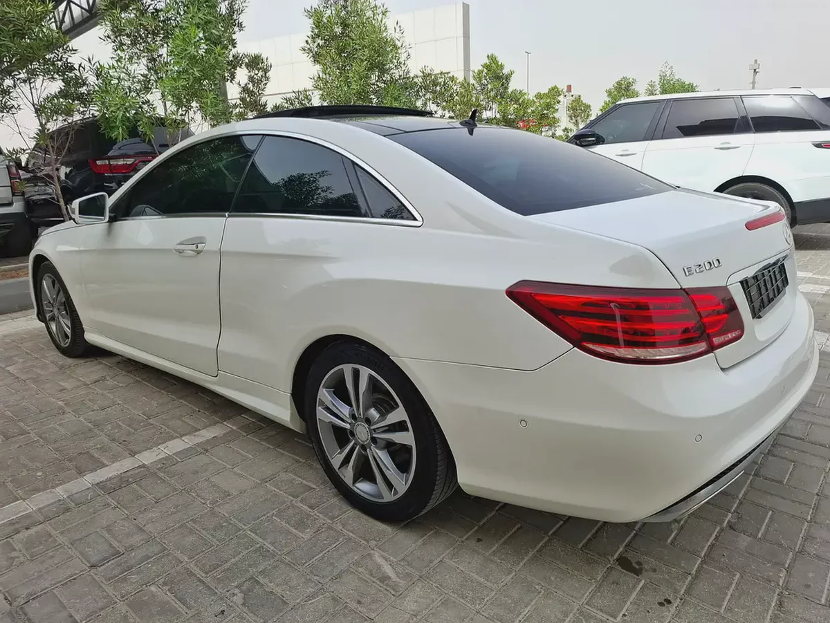 Mercedes-Benz E-Class E 200 2015 - Korean Specs --5-5