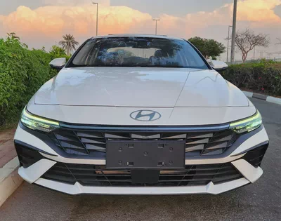 Hyundai Elantra Luxury 2025 - Full option-1
