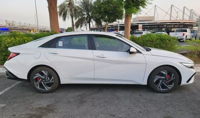 Hyundai Elantra Luxury 2025 - Full option-3