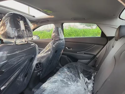 Hyundai Elantra Luxury 2025 - Full option-6