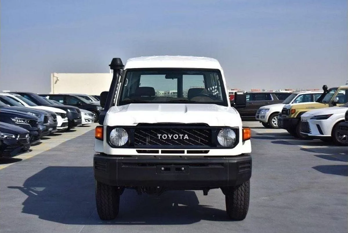 Toyota Land Cruiser 70 LC 78 HARDTOP 2.8L MT Toyota land cruiser hard top 2024 diesel 4.2L