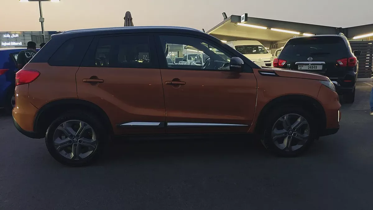 2017 Suzuki Vitara AllGrip | GCC Specs | Low Mileage-3-3