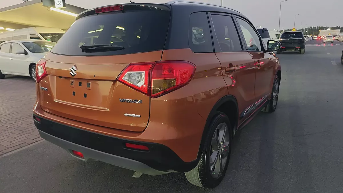 2017 Suzuki Vitara AllGrip | GCC Specs | Low Mileage-7-7