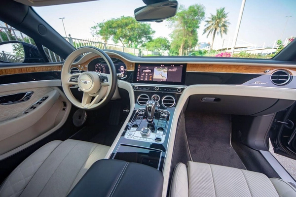 Bentley Continental GT 6.0L W12 (626 HP)