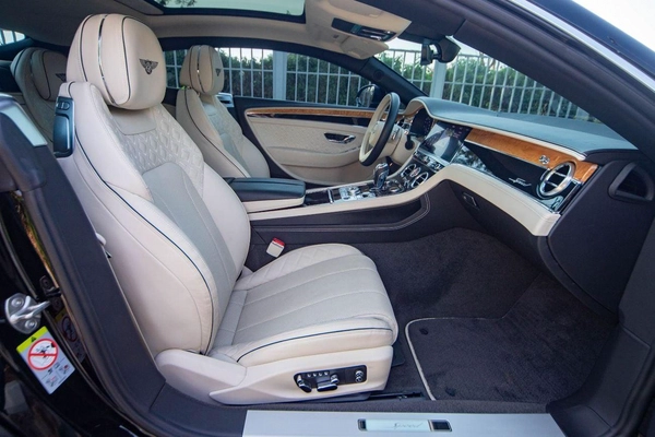 Bentley Continental GT 6.0L W12 (626 HP)