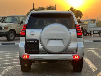 Toyota Land Cruiser 2022 Toyota Prado TXL 2.7L V4 - Cool Box - Rear Camera & Sensor - Push Start - Leather Seat - 2Keys-4