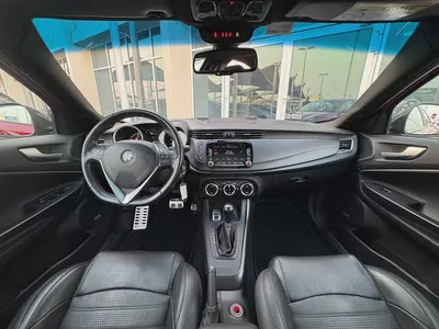 Alfa Romeo Giulietta Veloce 2021 - GCC Specs - Pristine Condition-9