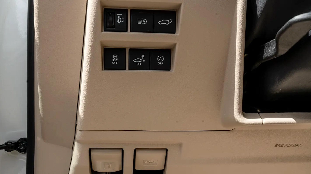 2026 Toyota Land Cruiser GXR 3.5L AT Petrol (Full Option with Radar)-6-6