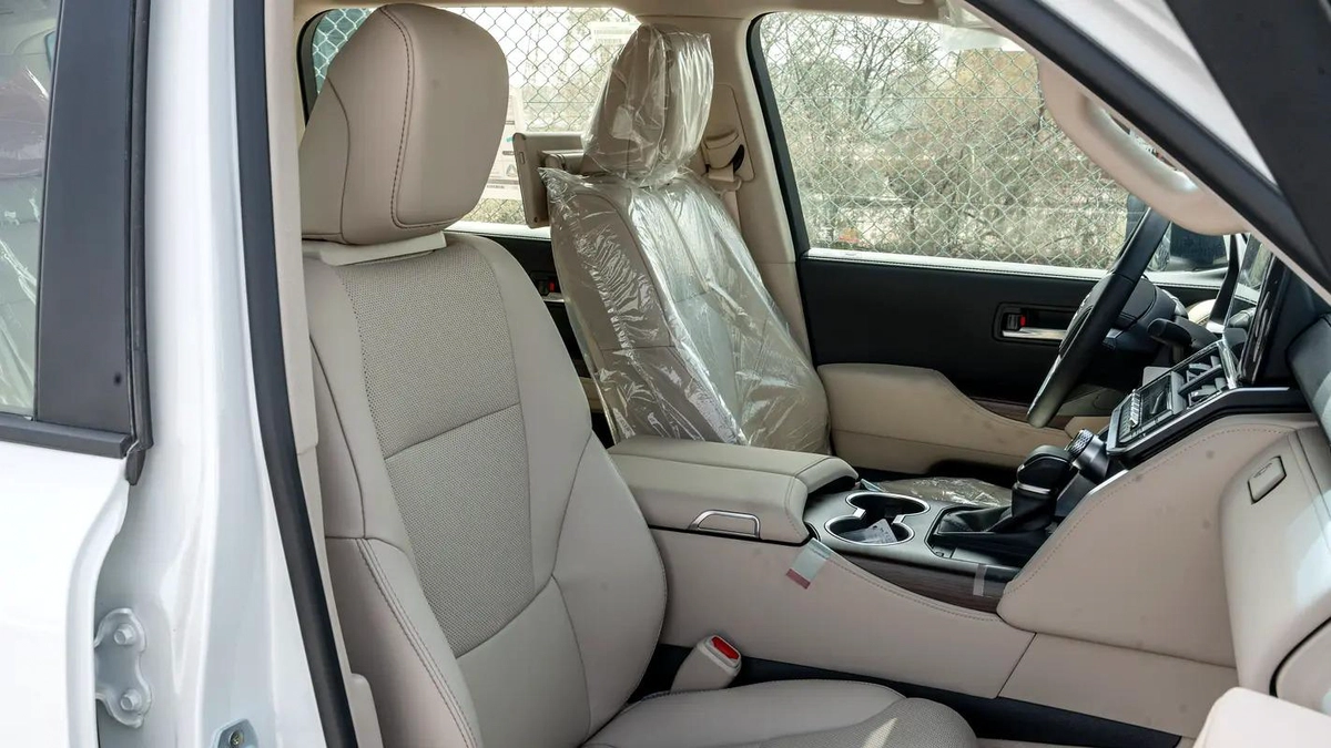 2026 Toyota Land Cruiser GXR 3.5L AT Petrol (Full Option with Radar)-8-8