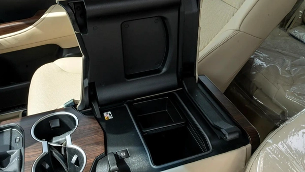 2026 Toyota Land Cruiser GXR 3.5L AT Petrol (Full Option with Radar)