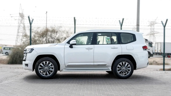 2026 Toyota Land Cruiser GXR 3.5L AT Petrol (Full Option with Radar)