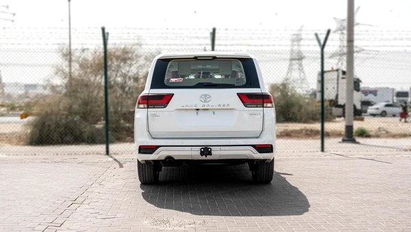 2026 Toyota Land Cruiser GXR 3.5L AT Petrol (Full Option with Radar)