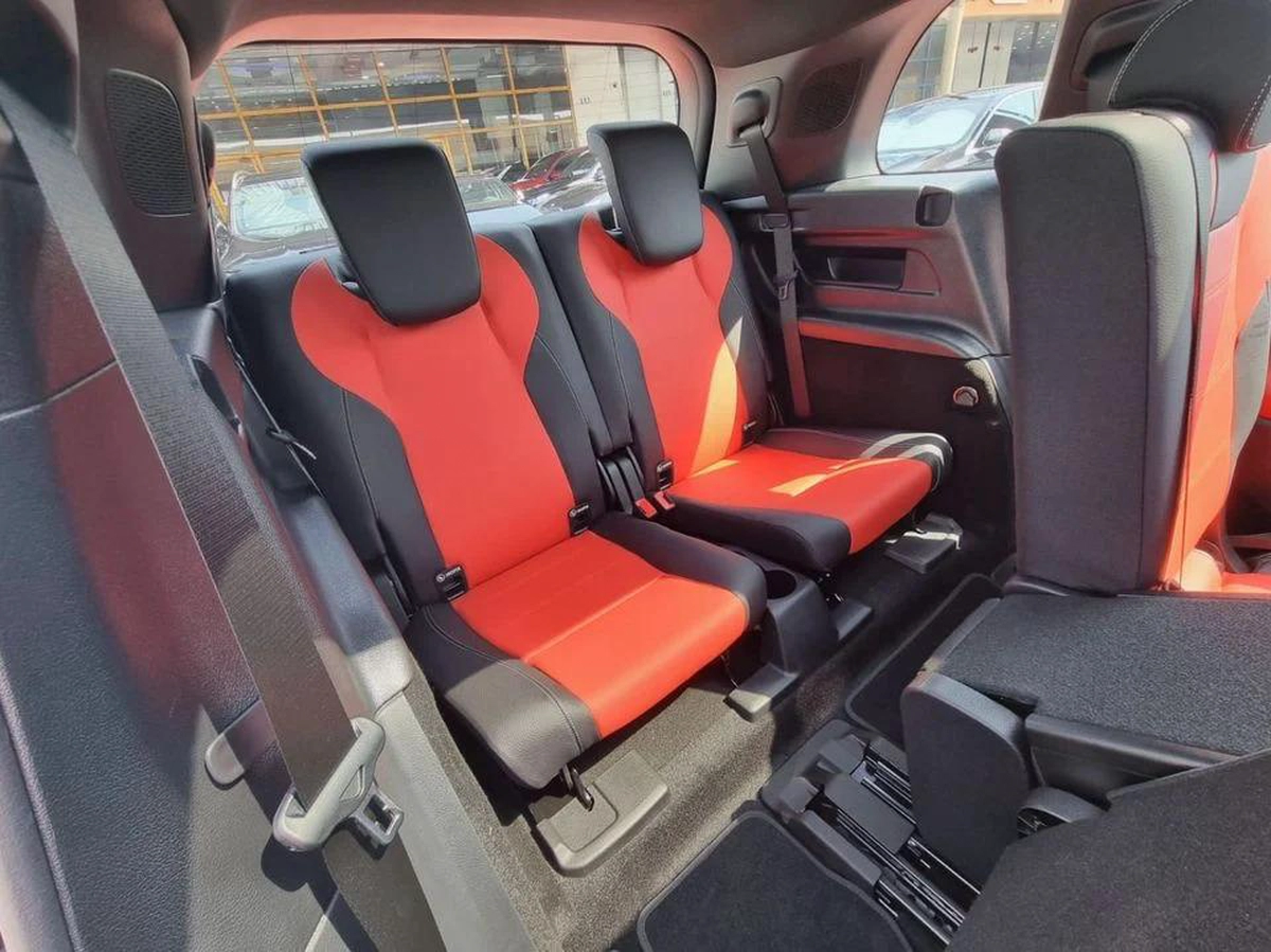 Mercedes Benz GLB200 SUV 7 Seater Under Warranty 2025 GCC - AED 205,000-1-1