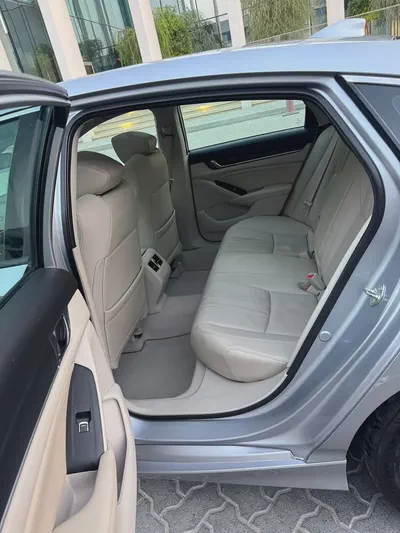 Honda Accord 2020 GCC Specs in Excellent Condition-8