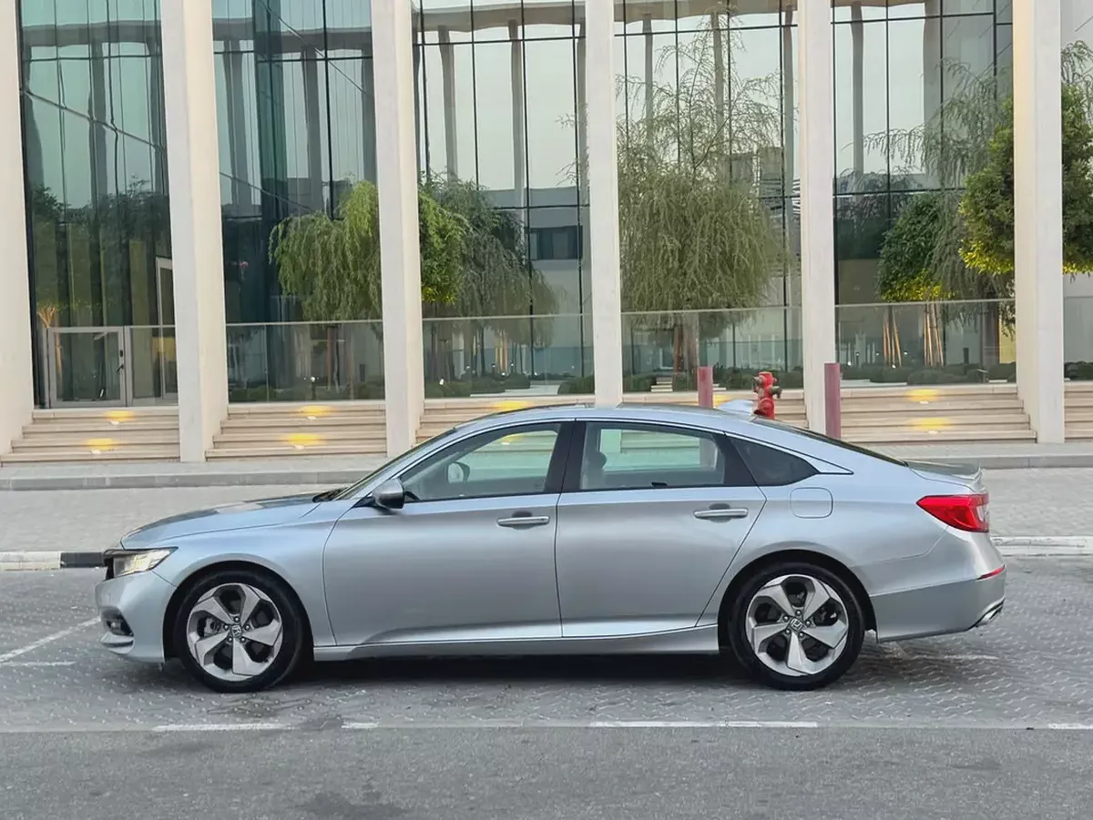 Honda Accord 2020 GCC Specs in Excellent Condition-2-2