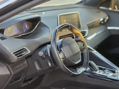 Peugeot 3008 GT Line 2019 | GCC Specs | Low Mileage-9
