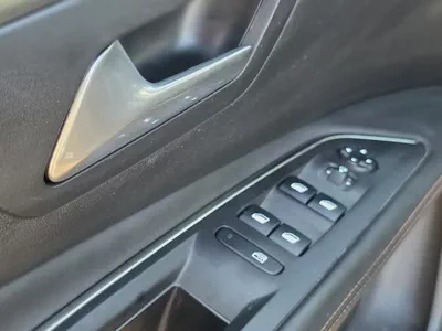 Peugeot 3008 GT Line 2019 | GCC Specs | Low Mileage-8
