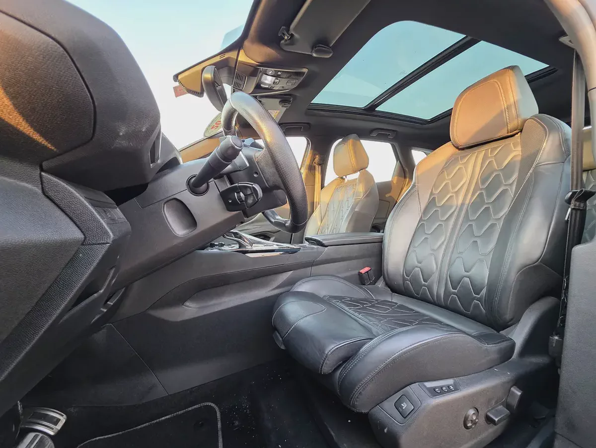 Peugeot 3008 GT Line 2019 | GCC Specs | Low Mileage-4-4