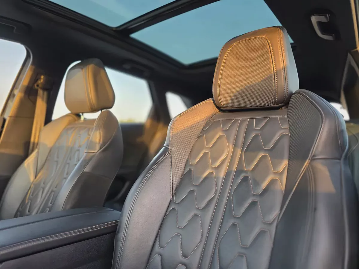 Peugeot 3008 GT Line 2019 | GCC Specs | Low Mileage-6-6