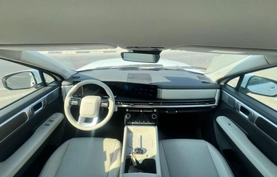 Hyundai Santa Fe 2025 Hyundai Santa Fe New Shape 2.5L V4 - SEL Premium - Leather seat - Auto Trunk - 7 Seater - 12000-15