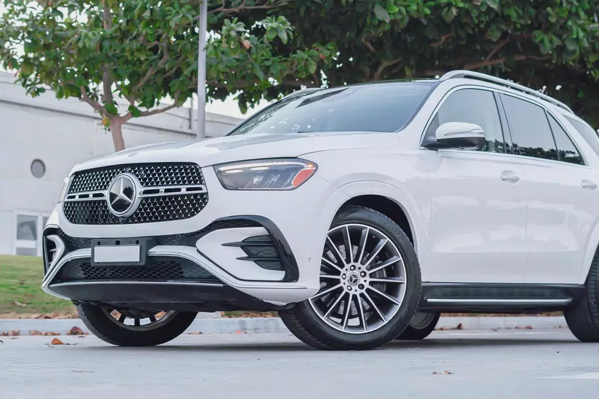 2024 Mercedes-Benz GLE 450 4MATIC - Pristine Condition - Luxury SUV-3-3