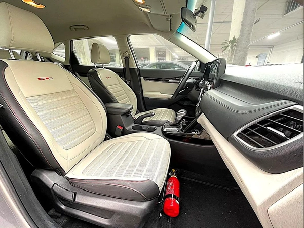 Kia Seltos SX 2022 GCC Specs - Top of the Line under warranty