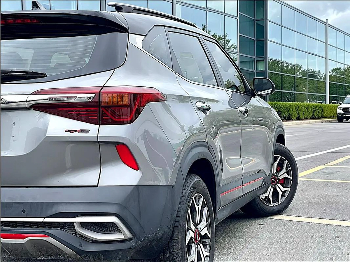 Kia Seltos SX 2022 GCC Specs - Top of the Line under warranty-7-7