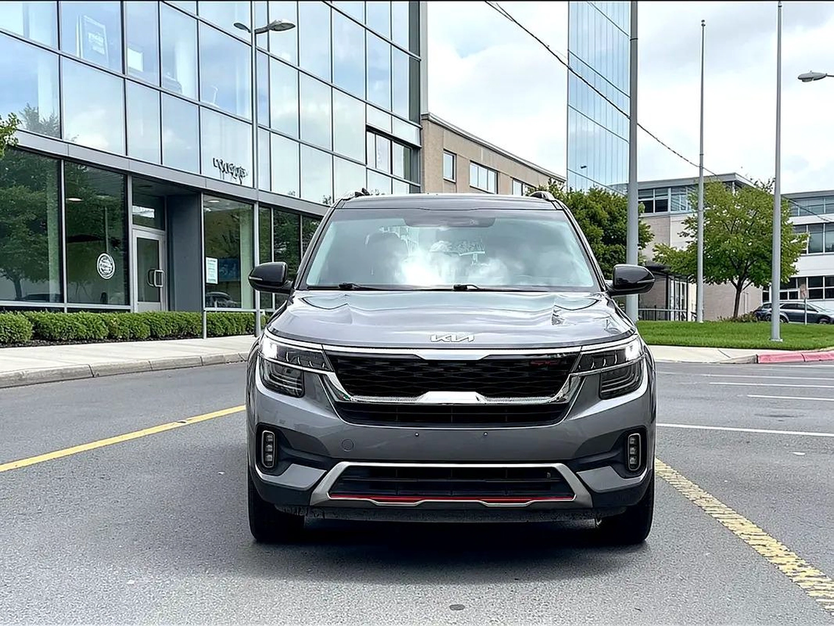 Kia Seltos SX 2022 GCC Specs - Top of the Line under warranty-8-8