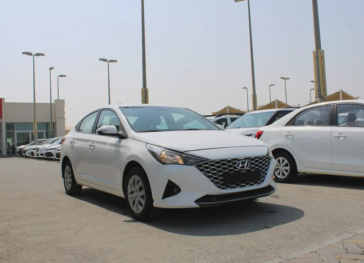 2022 Hyundai Accent GL | GCC Specs | Reliable & Fuel Efficient-2-2