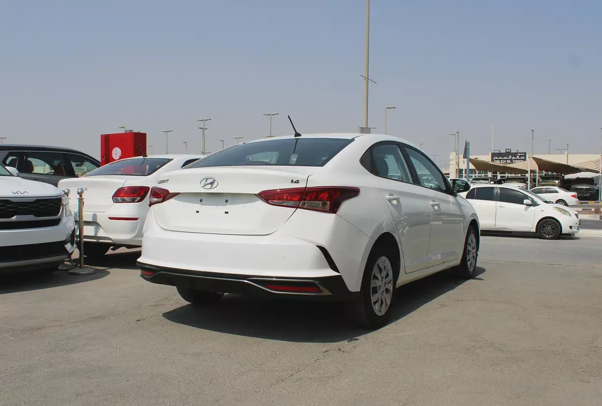 2022 Hyundai Accent GL | GCC Specs | Reliable & Fuel Efficient-5-5