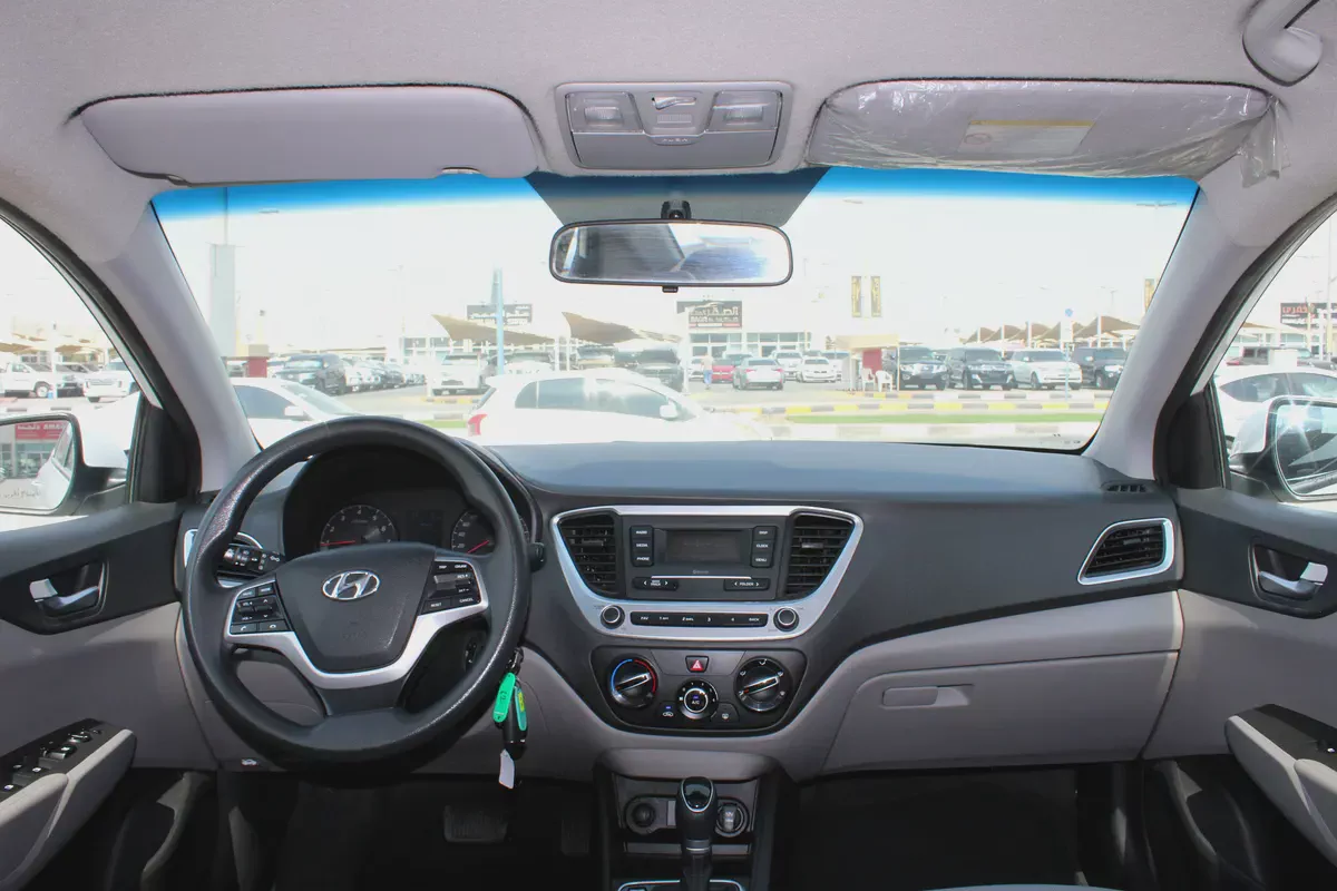 2022 Hyundai Accent GL | GCC Specs | Reliable & Fuel Efficient-6-6