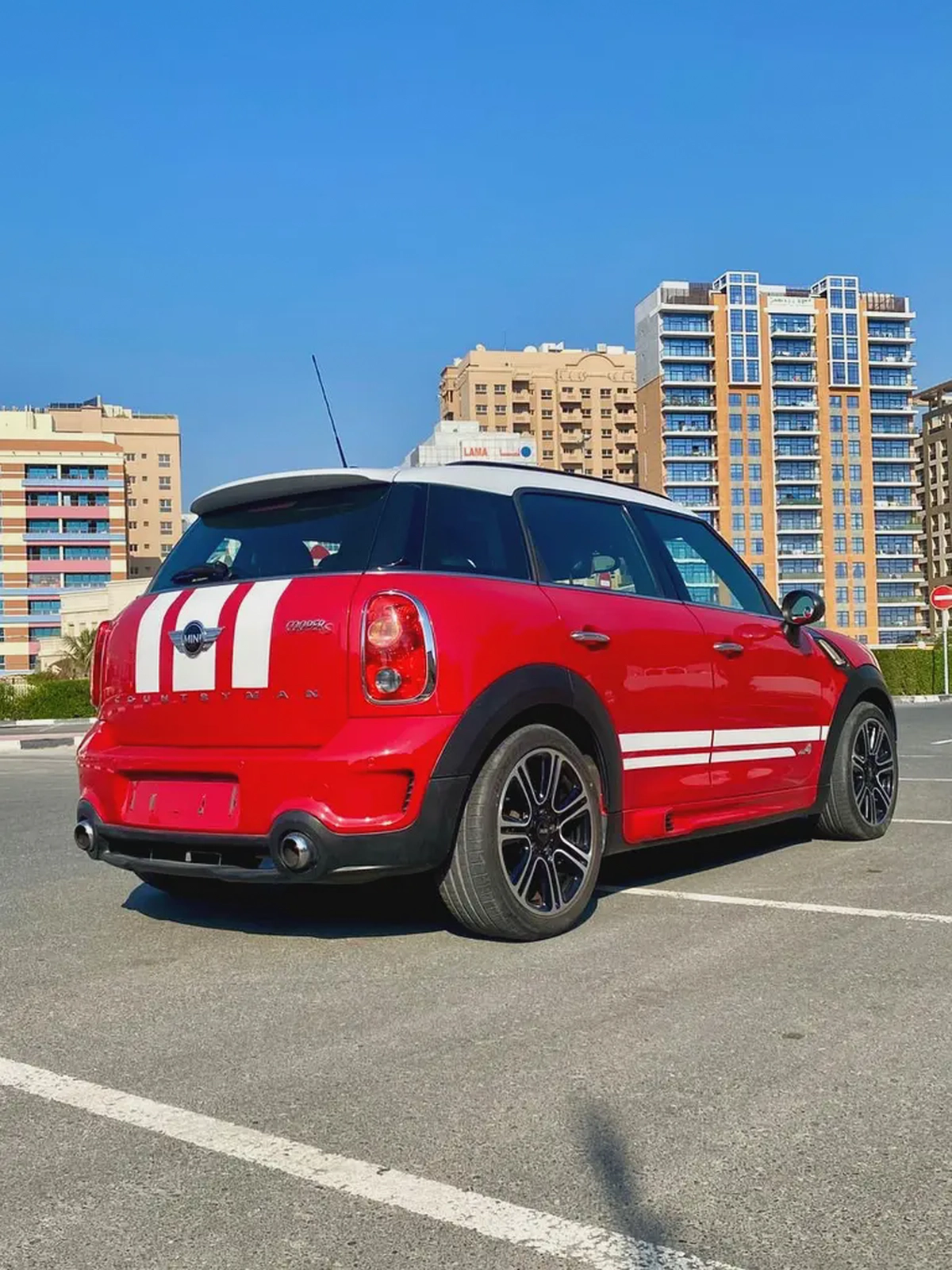 COUNTRYMAN 2015 MINI S-ALL4 JCW || GCC SPECS || ORIGINAL PAINT || ACCIDENT FREE-6-6