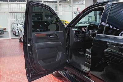 GMC Yukon Denali 2025 GCC Specs | 10,900 | Under Warranty From the agent-7