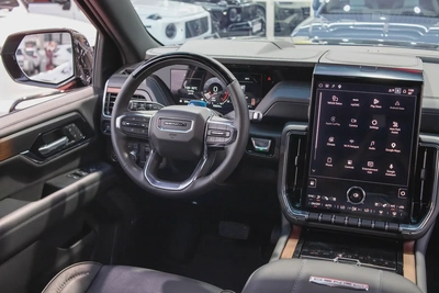 GMC Yukon Denali 2025 GCC Specs | 10,900 | Under Warranty From the agent-17