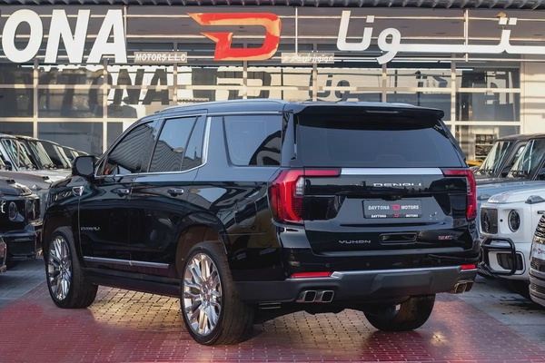 GMC Yukon Denali 2025 GCC Specs | 10,900 | Under Warranty From the agent