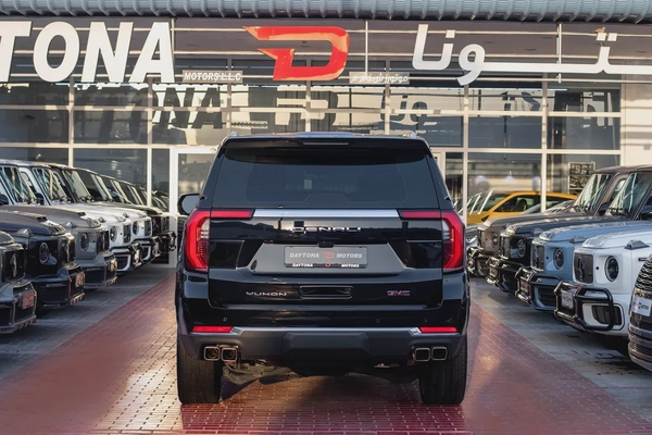 GMC Yukon Denali 2025 GCC Specs | 10,900 | Under Warranty From the agent