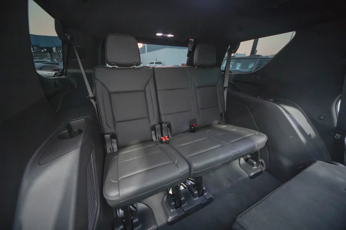 GMC Yukon Denali 2025 GCC Specs | 10,900 | Under Warranty From the agent-12-12