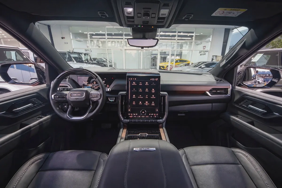 GMC Yukon Denali 2025 GCC Specs | 10,900 | Under Warranty From the agent-13-13