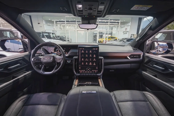 GMC Yukon Denali 2025 GCC Specs | 10,900 | Under Warranty From the agent
