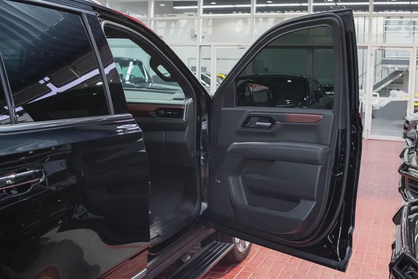 GMC Yukon Denali 2025 GCC Specs | 10,900 | Under Warranty From the agent