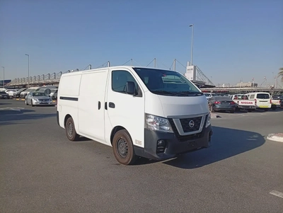Full Cargo van Nissan Urvan  2021 GCC Specs-13